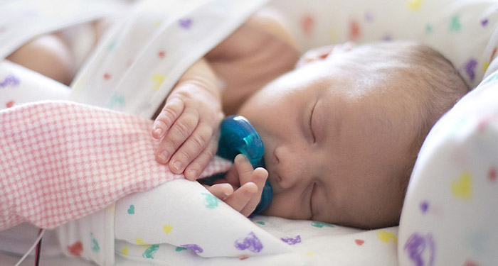 Soins pour la m&egrave;re et l'enfant