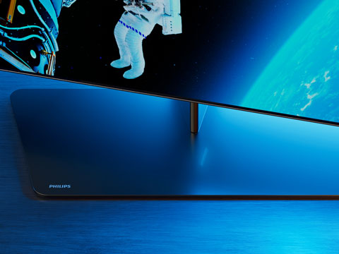 Draaibare standaard en verstelbare standaardbreedte