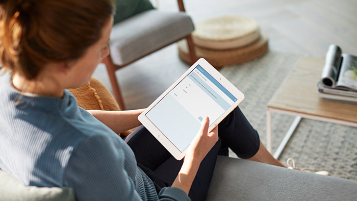 Philips biedt ziekenhuizen en huisartsen de mogelijkheid patiënten op afstand te screenen en te volgen tijdens de uitbraak van COVID-19